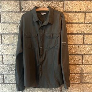 Columbia Omni Shield Top Multi Pocket Sz L